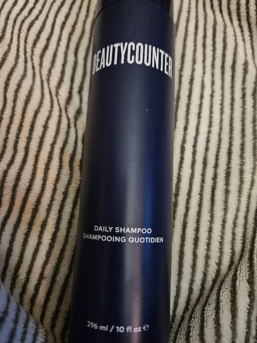 BEAUTYCOUNTER Brand Daily Shampoo RARE Dark container NIB